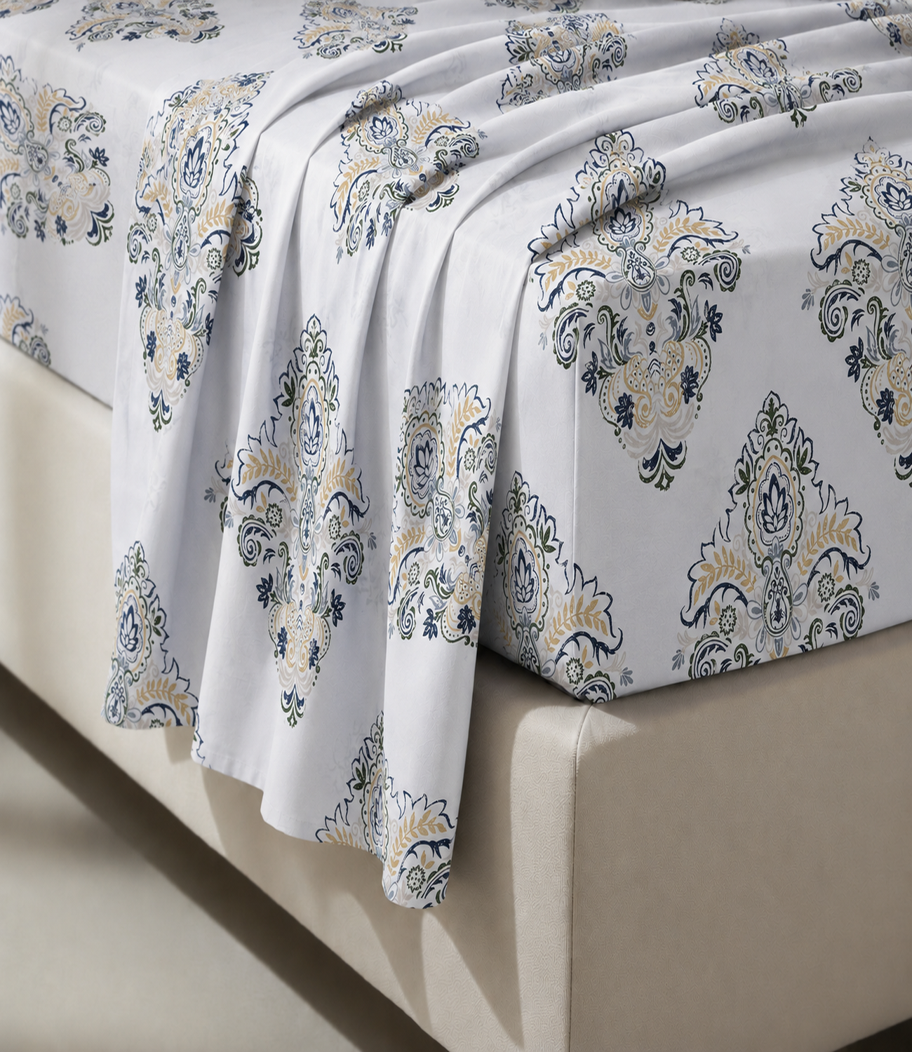 Cotton Bliss Ivory King Size Cotton Bedsheet – Regal Floral Heritage Comfort