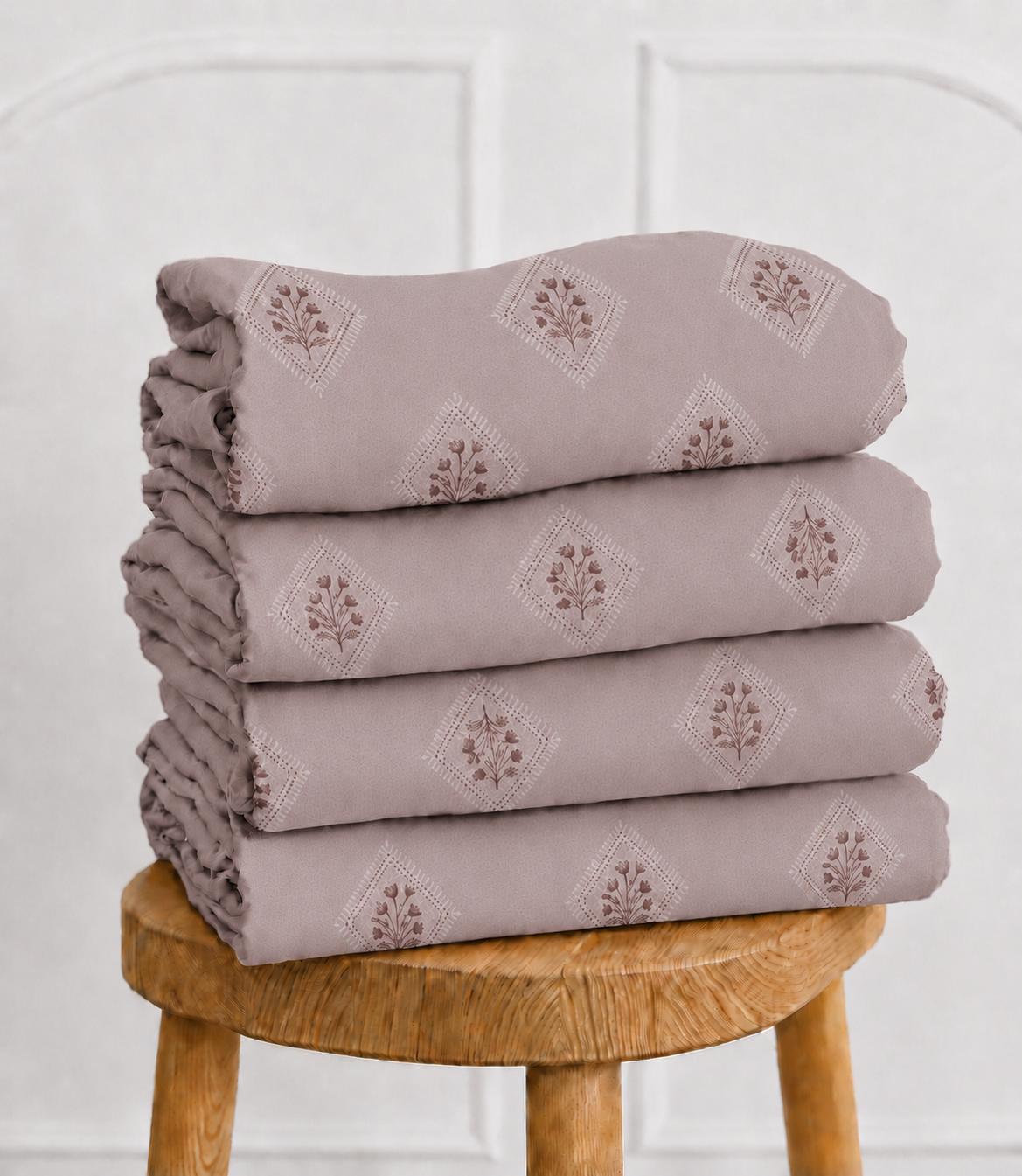 Elite Weave Rose Mist Geometric Floral King Size Cotton Bedsheet – Premium Comfort