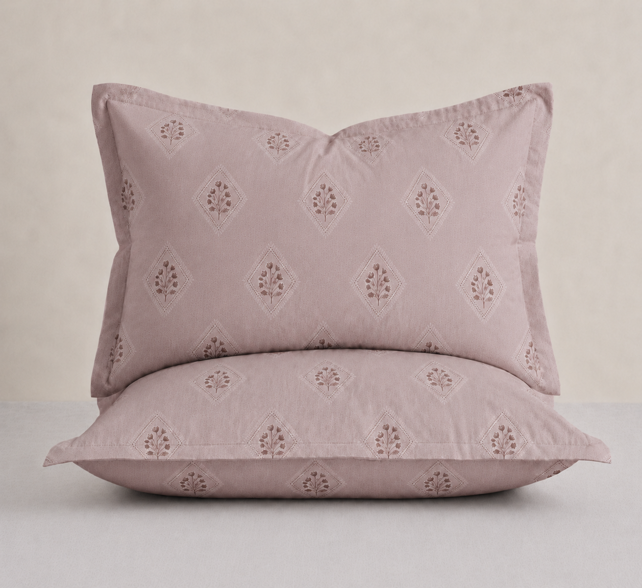Elite Weave Rose Mist Geometric Floral King Size Cotton Bedsheet – Premium Comfort