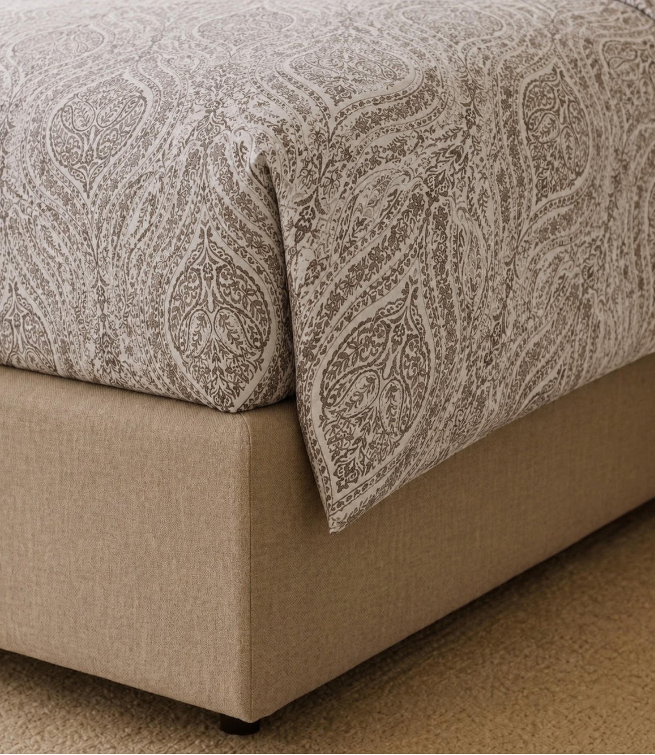 Soft Touch Beige Paisley King Size Cotton Bedsheet – Timeless Elegance & Everyday Comfort