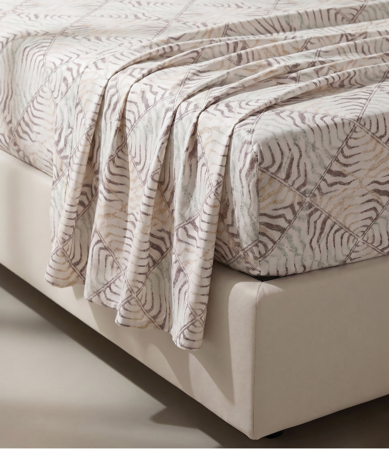 Feel Good Queen Size Pure Cotton Bedsheet - Happiness Blooms Design | Uplifting Cotton Bedding