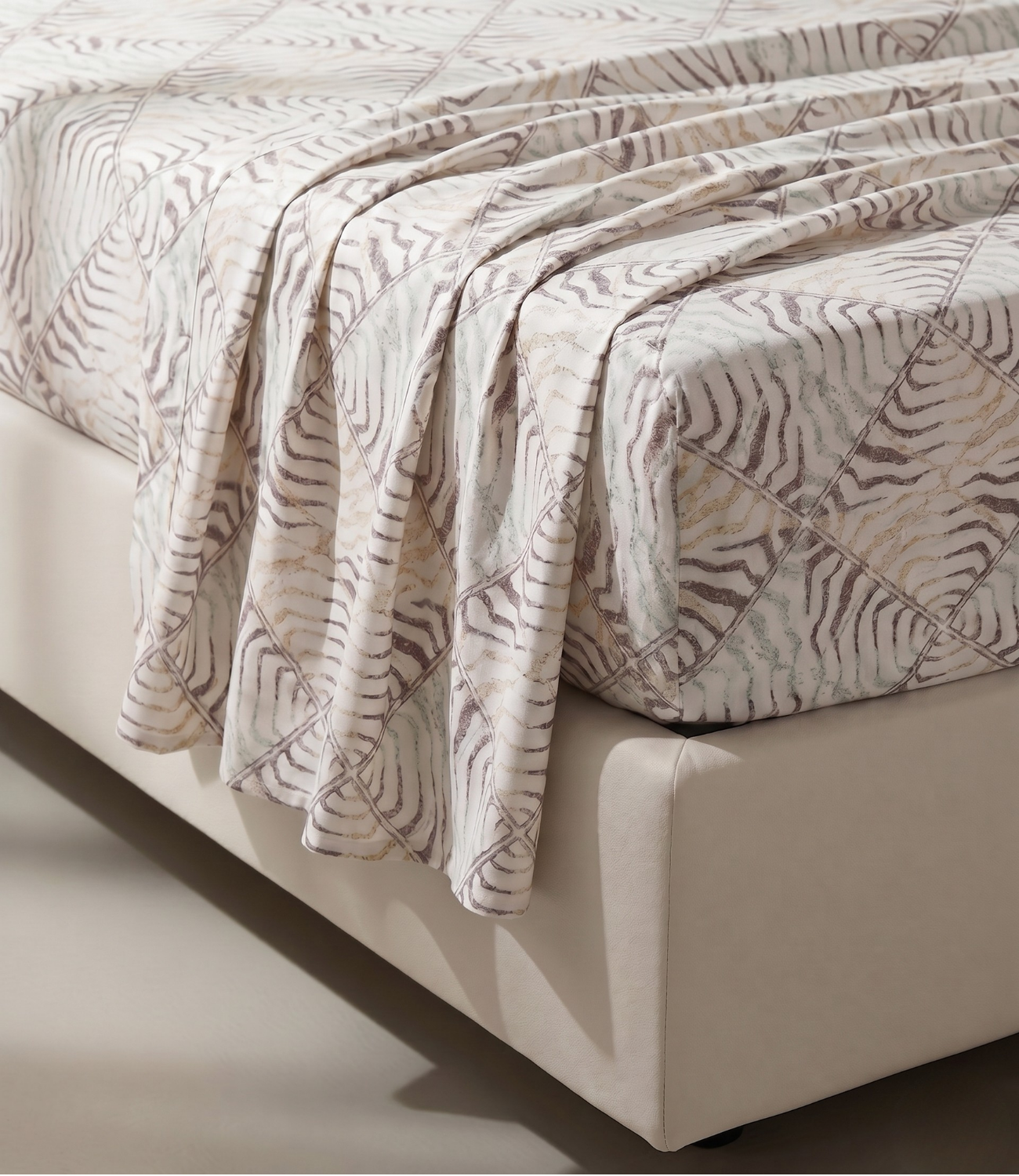 Feel Good Queen Pure Cotton Bedsheet - Sunshine Stripes Pattern | Cheerful Cotton Bedding