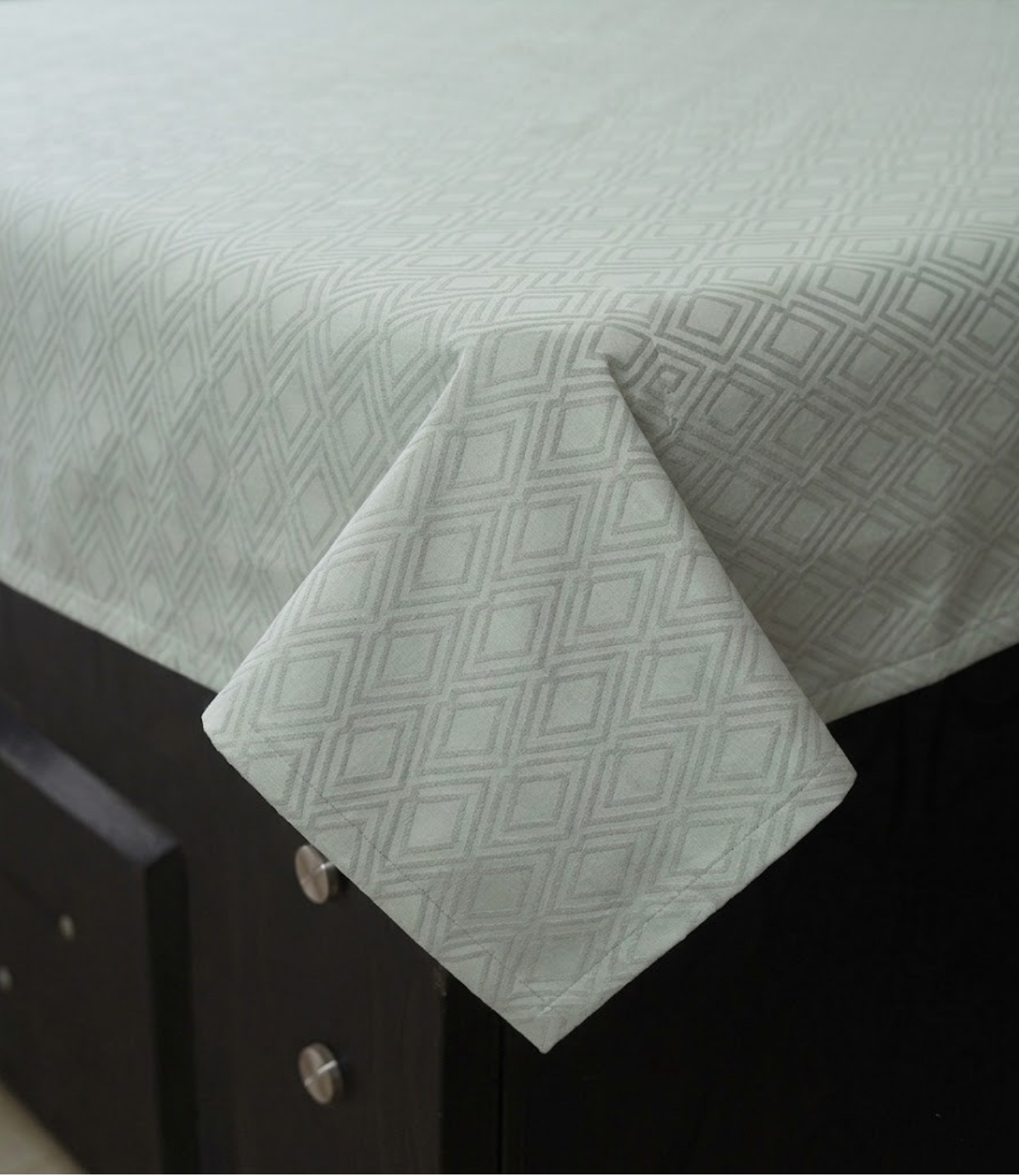 Mayra Tea Green King Size Cotton Bedsheet – Fresh Calm Bedding
