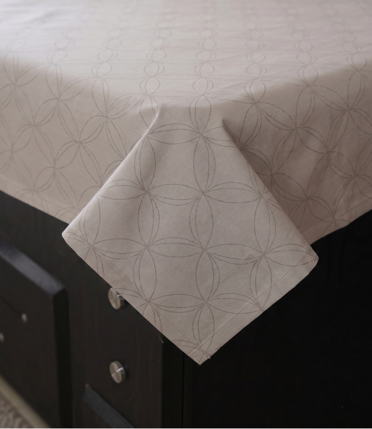 Mayra Pearl White King Size Cotton Bedsheet – Clean Minimal Bedding