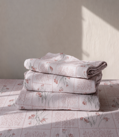 Cotton Bliss Blush Pink King Size Cotton Bedsheet – Floral Elegance Premium Comfort