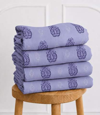 Elite Weave Lavender Medallion King Size Cotton Bedsheet – Elegant Charm & Everyday Comfort