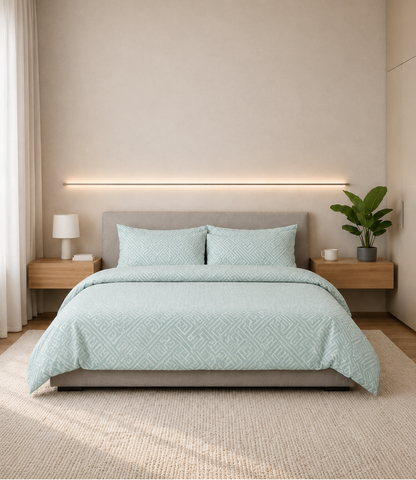Dream World Mint Green King Size Cotton Bedsheet – Geometric Harmony Premium Comfort