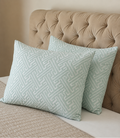 Dream World Mint Green King Size Cotton Bedsheet – Geometric Harmony Premium Comfort
