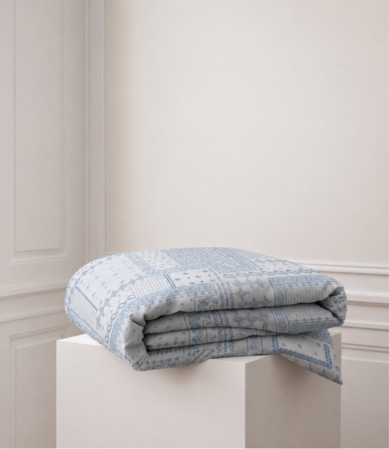 Soft Touch Sky Blue Patchwork King Size Cotton Bedsheet – Elegant Vintage Comfort & Everyday Softness