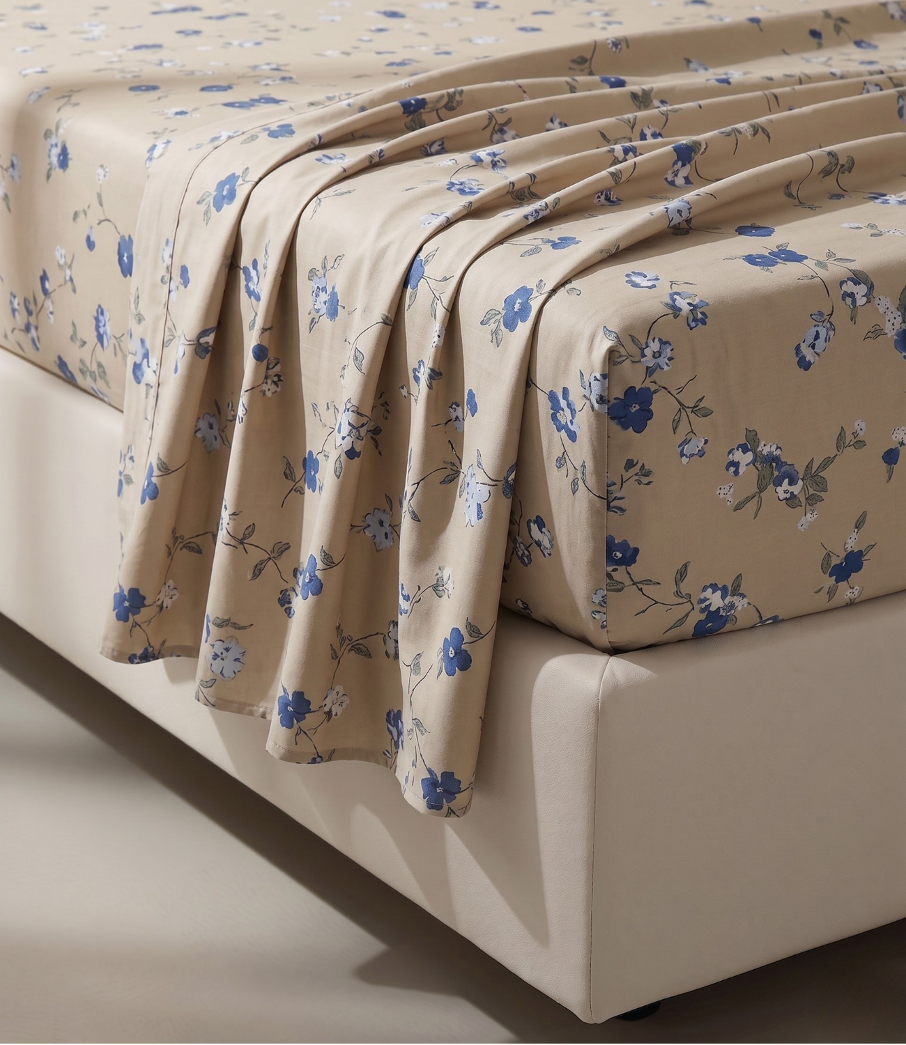 Feel Good Queen Size Pure Cotton Bedsheet - Harmony Circles Design | Balanced Cotton Bedding