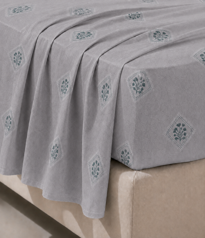 Elite Weave Silver Grey Floral Diamond King Size Cotton Bedsheet – Modern Elegance & Everyday Comfort