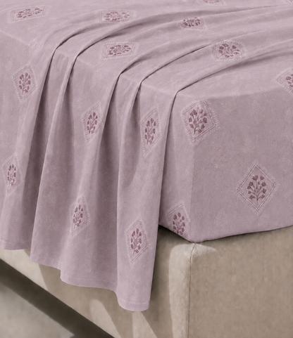 Elite Weave Blush Mauve Floral Diamond King Size Cotton Bedsheet – Soft Elegance & Everyday Comfort